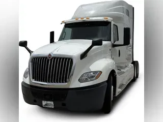 2020 International LT625
