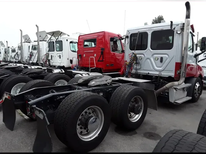 2020 FREIGHTLINER/MERCEDES NEW CASCADIA 116