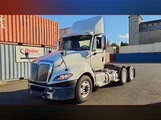2017 NAVISTAR INTERNATIONAL PROSTAR