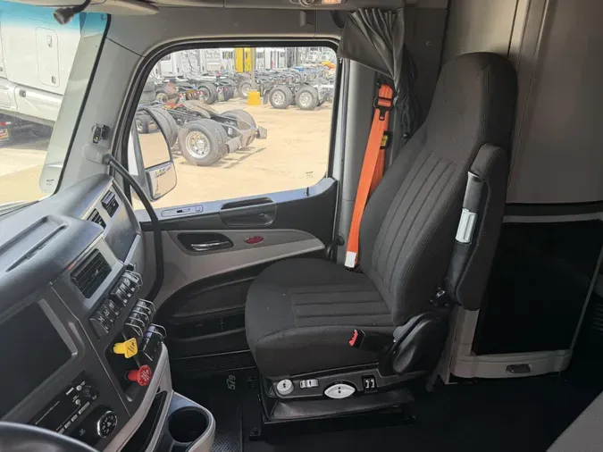 2022 Peterbilt 579