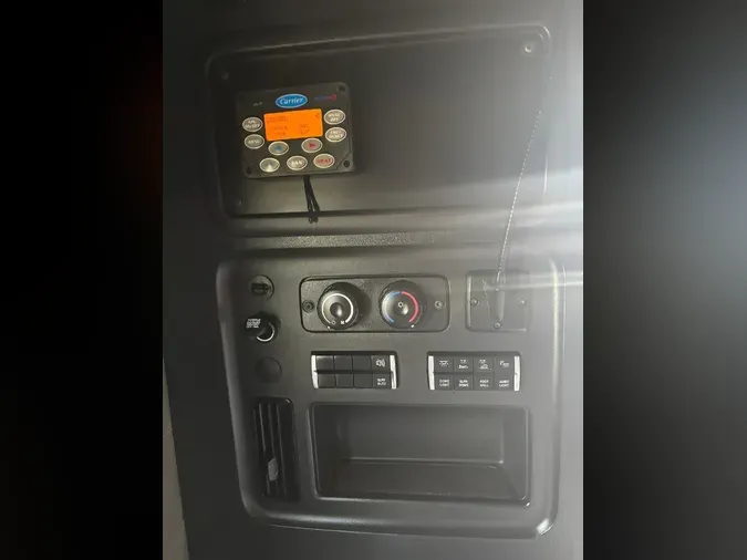 2023 FREIGHTLINER Cascadia 126