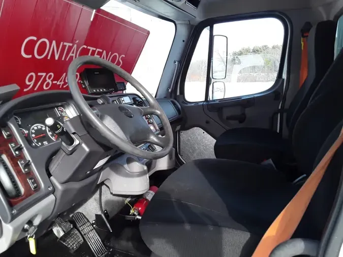 2020 FREIGHTLINER/MERCEDES M2 106