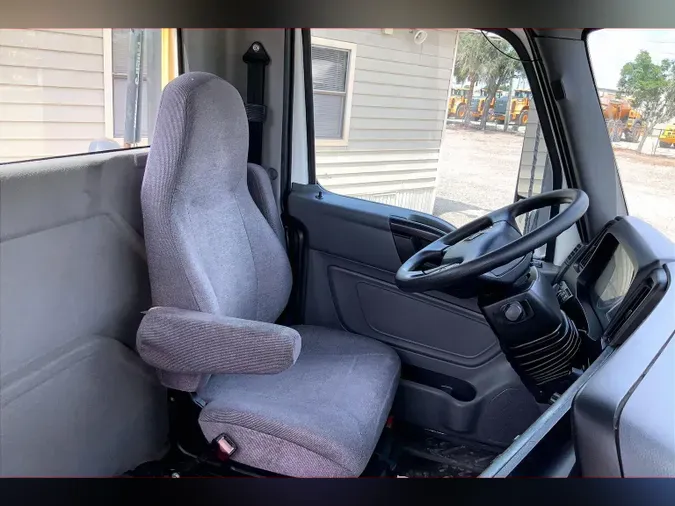 2021 INT LT625 6x4