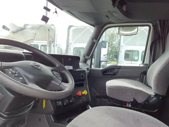 2020 NAVISTAR INTERNATIONAL LT625 SLPR CAB