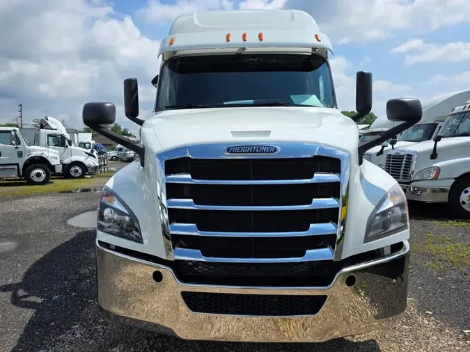 2019 FREIGHTLINER NEW CASCADIA PX12664