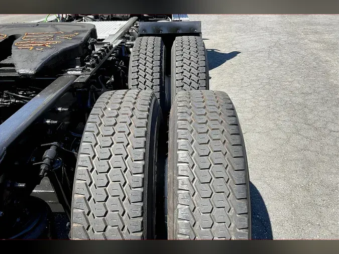 2019 INT LT625 6x4