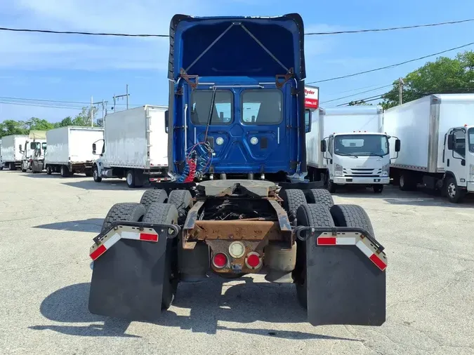 2017 FREIGHTLINER CASCADIA 125