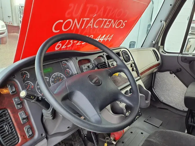 2016 FREIGHTLINER/MERCEDES M2 106