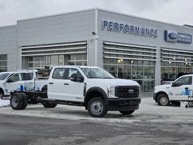 2024 Ford Super Duty F-550 DRW