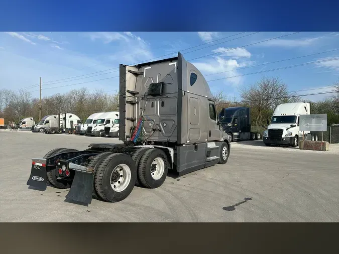 2021 Freightliner Cascadia