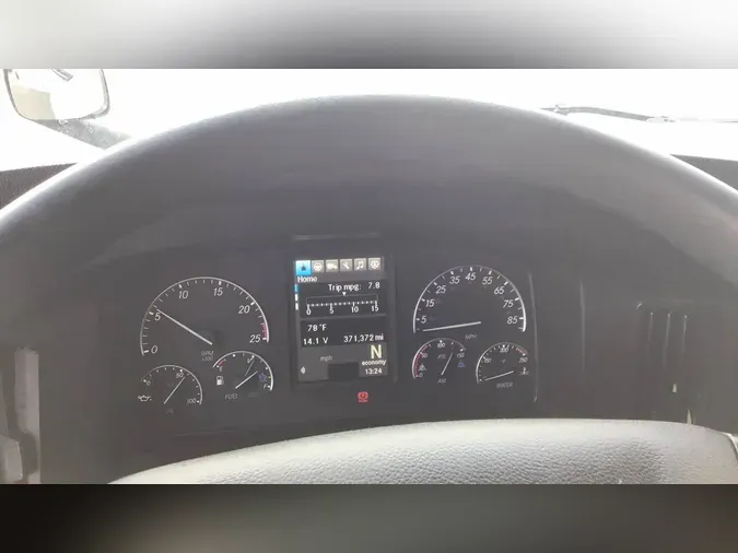 2021 Freightliner Cascadia 126