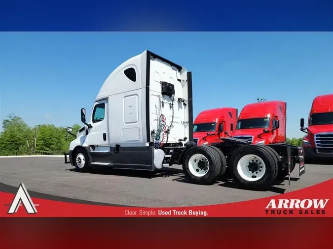 2020 FREIGHTLINER CA126