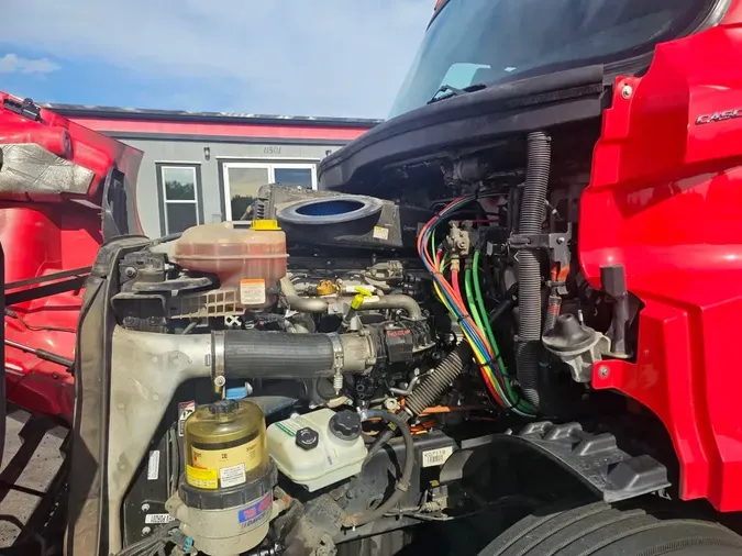 2019 FREIGHTLINER NEW CASCADIA 116