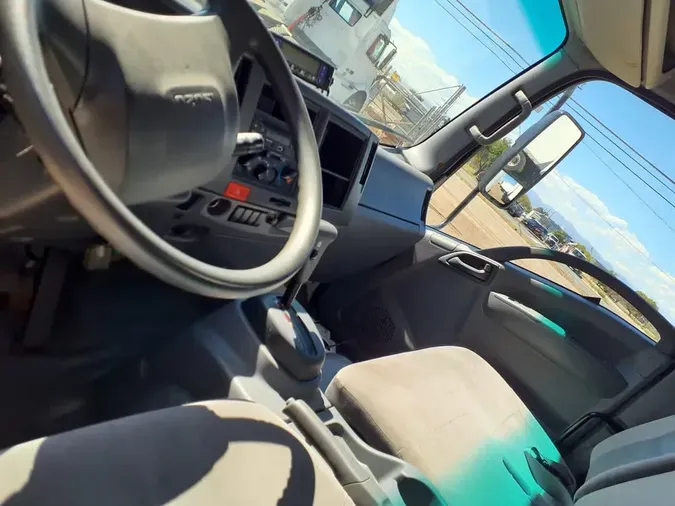 2018 ISUZU NPR
