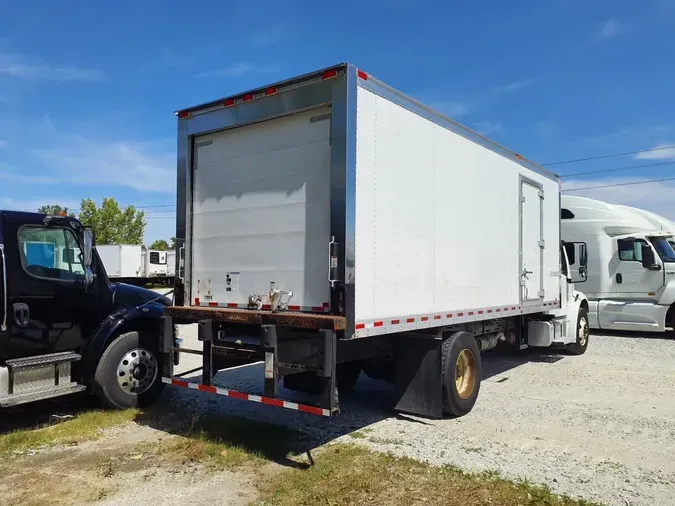2020 FREIGHTLINER M2 106