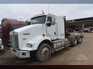 2013 KENWORTH T800