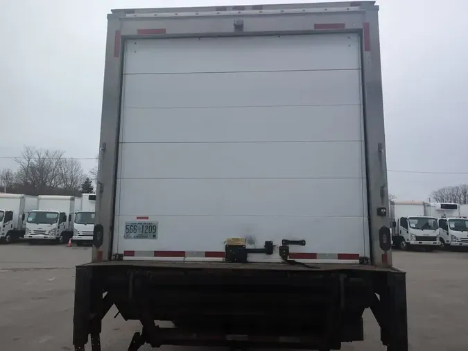 2019 FREIGHTLINER/MERCEDES M2 1068080df17680db63611dd98c4f2be030c