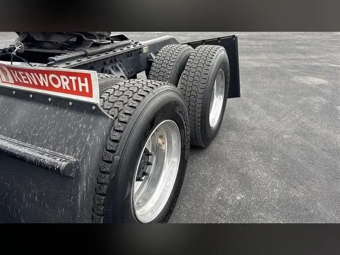 2021 KENWORTH T680