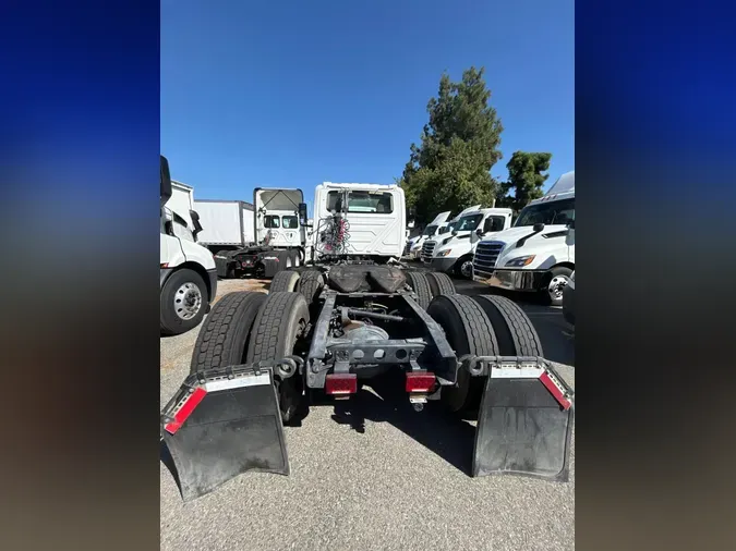 2018 NAVISTAR INTERNATIONAL LT625 DAYCAB T/A