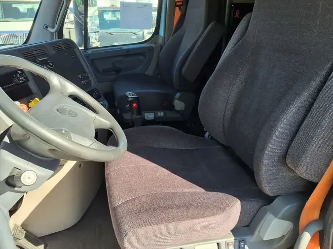 2018 FREIGHTLINER/MERCEDES CASCADIA 125