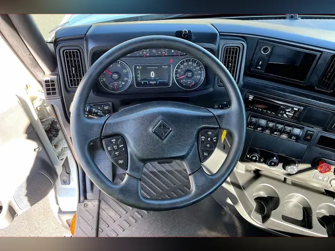 2021 INT LT625 6x4