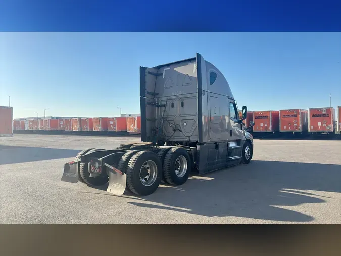 2021 Freightliner Cascadia