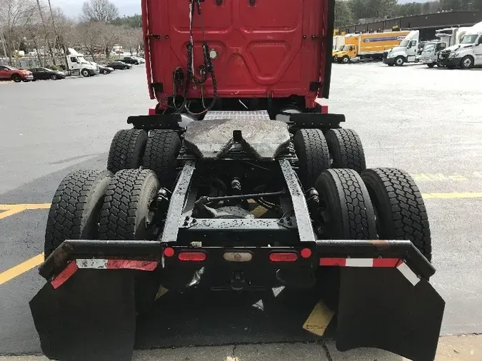 2019 Freightliner T12664ST