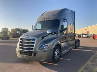 2019 Freightliner New Cascadia