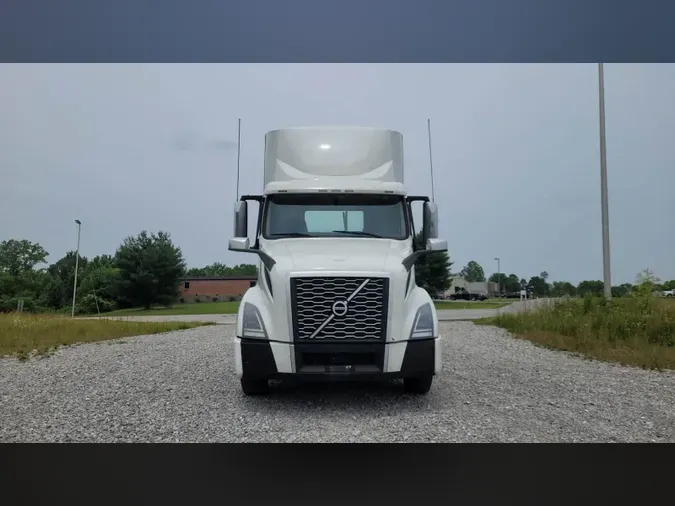 2018 Volvo VNL300