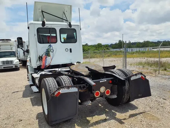 2020 FREIGHTLINER CASCADIA 113