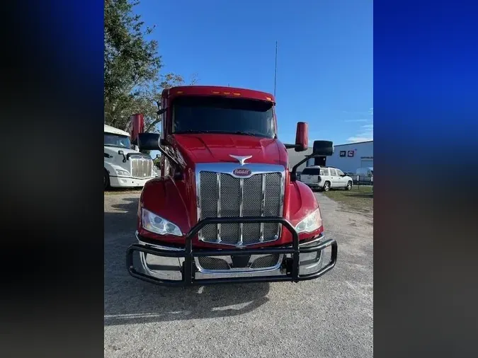 2022 Peterbilt 579