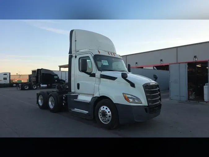 2020 Freightliner Cascadia 1268099875d51992f6f76f6fba6ab597dc7
