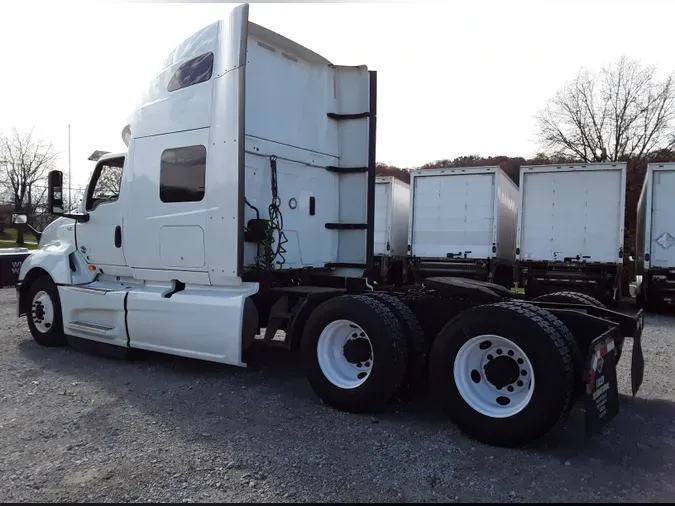 2019 NAVISTAR INTERNATIONAL LT625 SLPR CAB