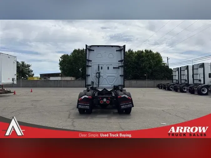 2022 FREIGHTLINER CA126