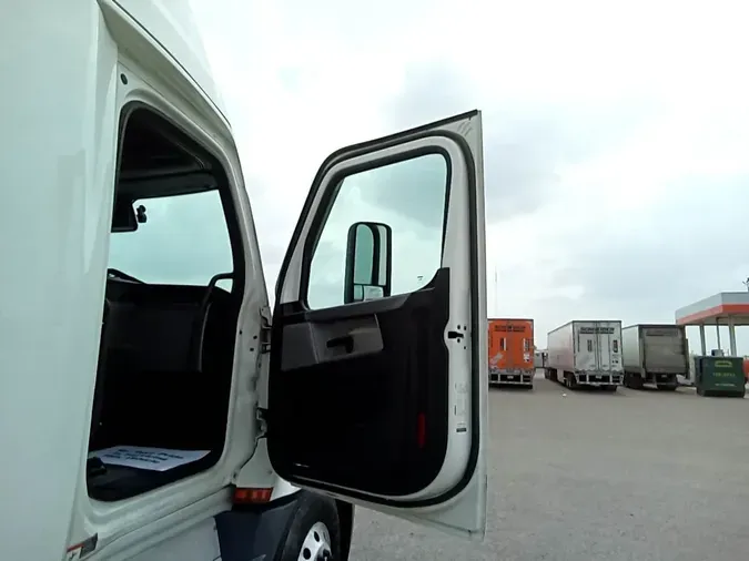 2021 Freightliner Cascadia