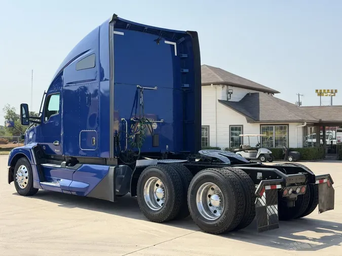 2023 Kenworth T680809f905eaae9848dd03a9cc5592fe557