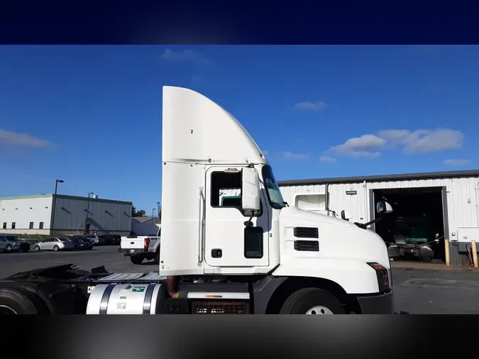 2019 Mack Anthem809ff67f1bbdc87604fb09166962ee11