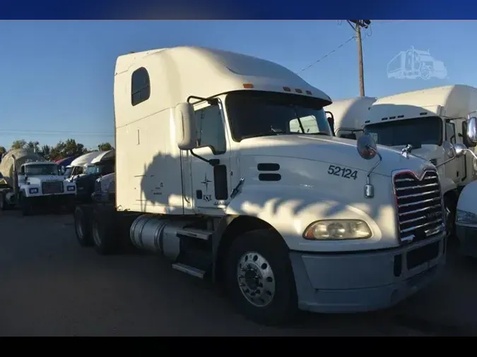 2013 MACK PINNACLE CXU61380a03060975a322527d33a4667086ebb