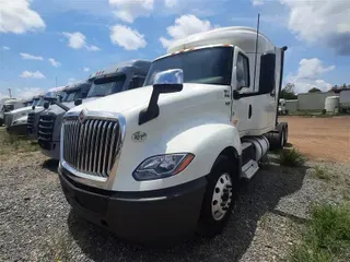 2019 INTERNATIONAL LT