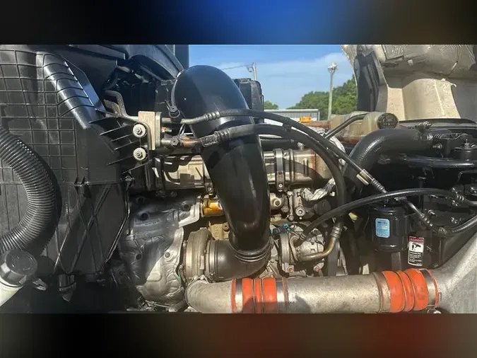 2020 FREIGHTLINER CA126