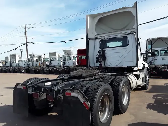 2020 NAVISTAR INTERNATIONAL RH613 DAYCAB T/A