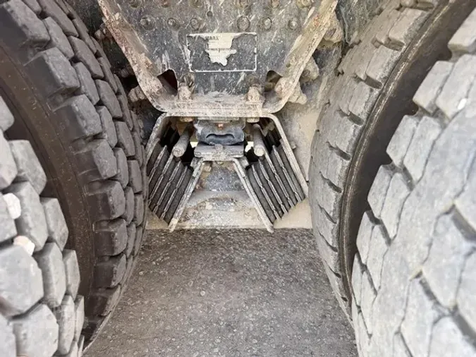 2017 FREIGHTLINER 114SD
