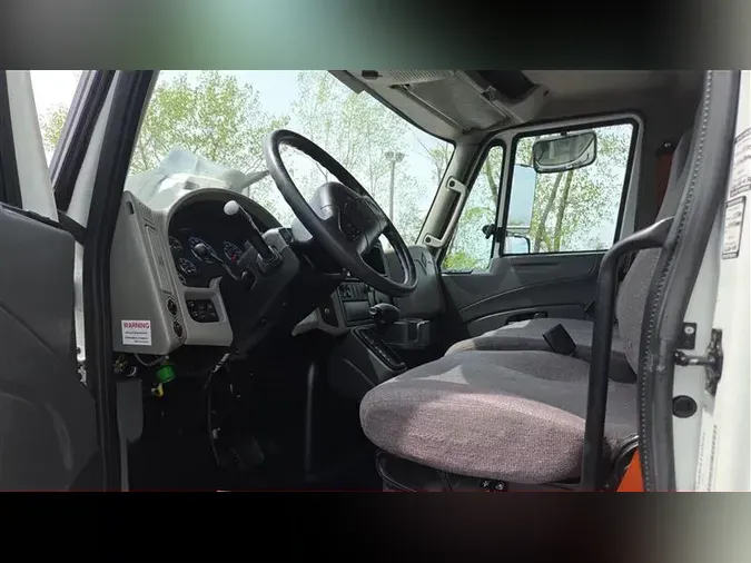 2019 INTERNATIONAL 4300