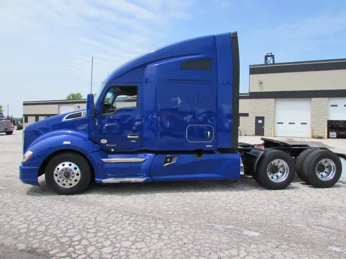 2022 Kenworth T680