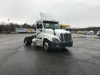 2015 FREIGHTLINER X12542ST