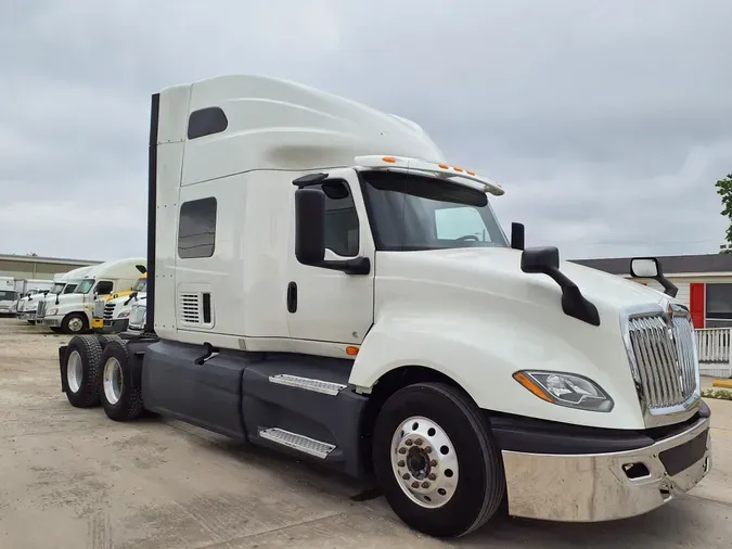 2020 NAVISTAR INTERNATIONAL LT625 SLPR CAB