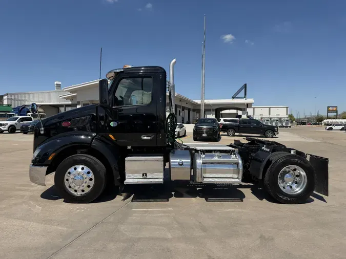 2021 Peterbilt 579