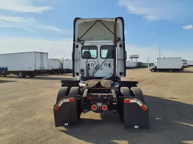 2019 FREIGHTLINER/MERCEDES NEW CASCADIA 116