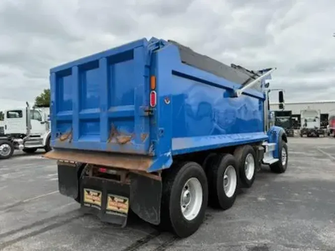 2019 International HX615