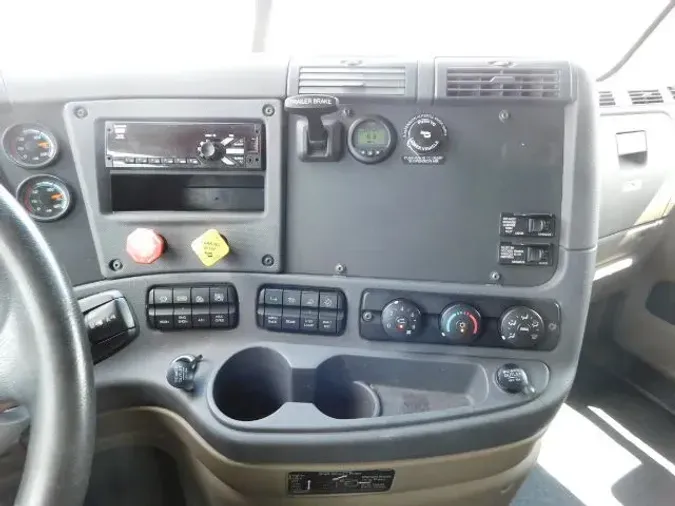 2019 Freightliner Cascadia 125